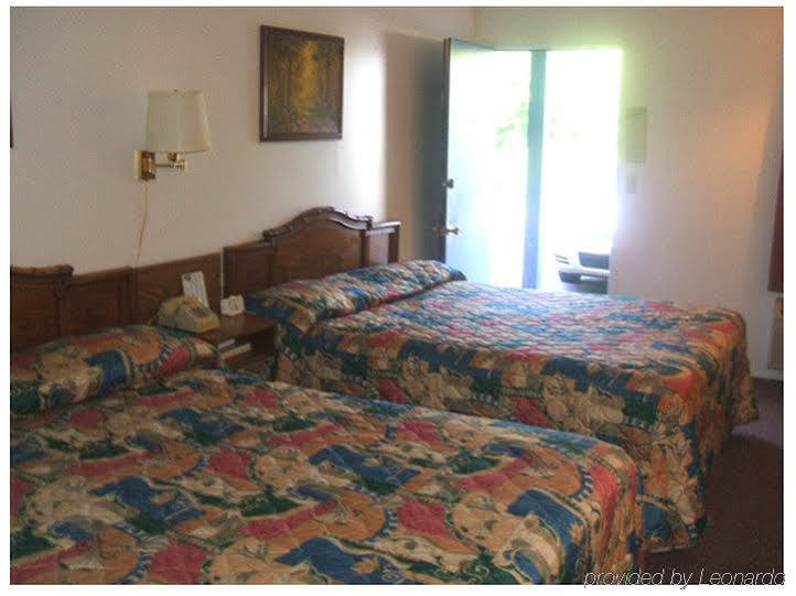 Scottish Inns Motel - Osage Beach Pokoj fotografie